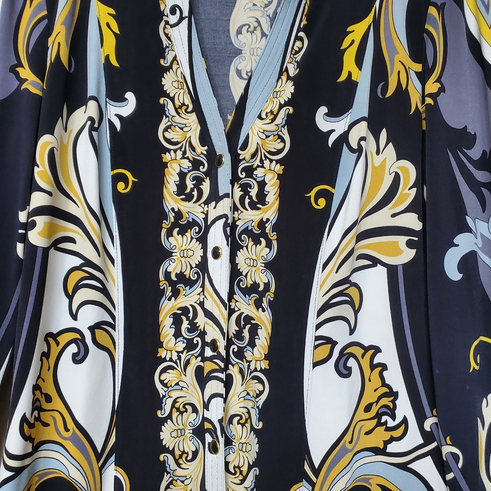 Cache Patterned Snap Front Business Office Blouse.  Size Small - Picture 3 of 6